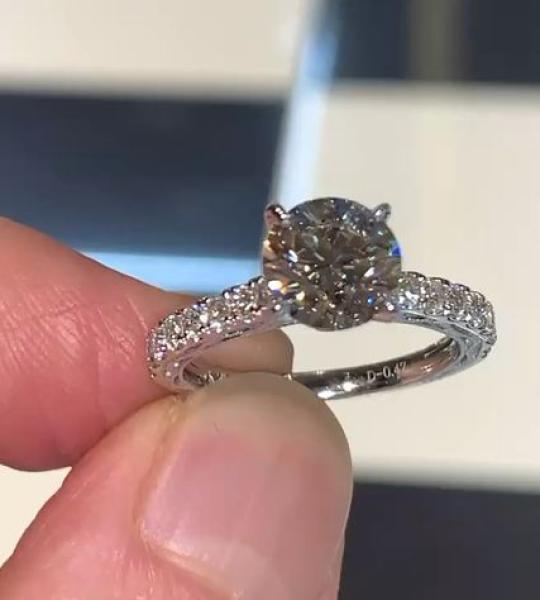 Signature Fan Ring