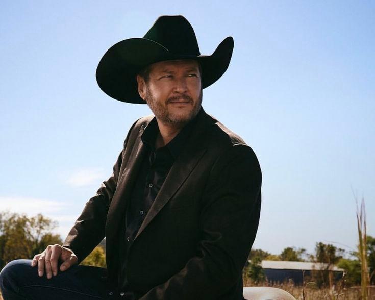 That Nigth Backstage: The Story Blake Never Wanted Out